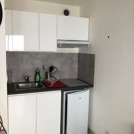 Tres Beau Pres Du Centre Apartamento