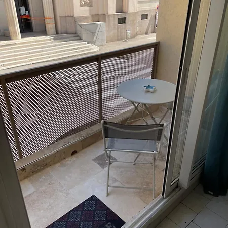 Tres Beau Pres Du Centre * נים